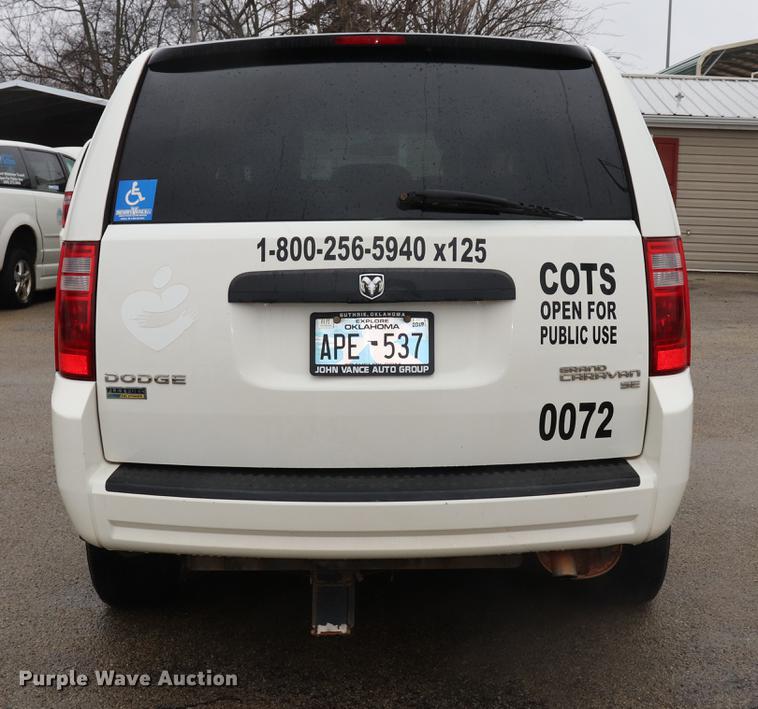 image for item EJ9783 2010 Dodge Grand Caravan SE van