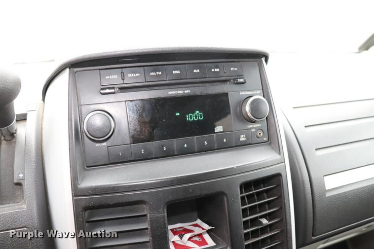 image for item EJ9783 2010 Dodge Grand Caravan SE van