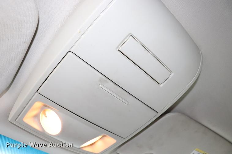 image for item EJ9783 2010 Dodge Grand Caravan SE van