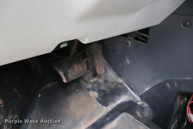 image for item EJ9783 2010 Dodge Grand Caravan SE van