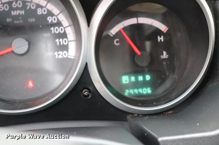 image for item EJ9784 2010 Dodge Grand Caravan SE van