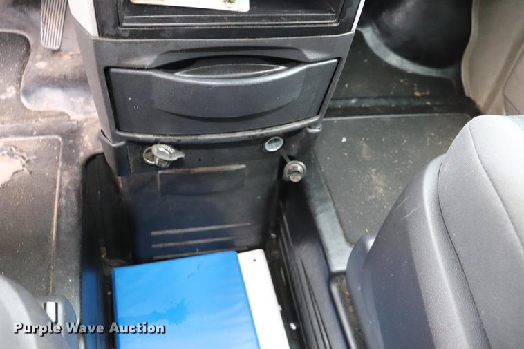 image for item EJ9784 2010 Dodge Grand Caravan SE van