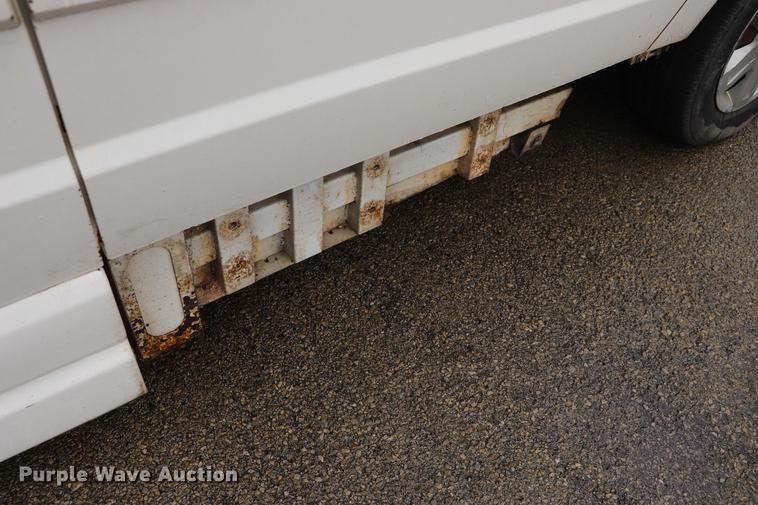 image for item EJ9784 2010 Dodge Grand Caravan SE van