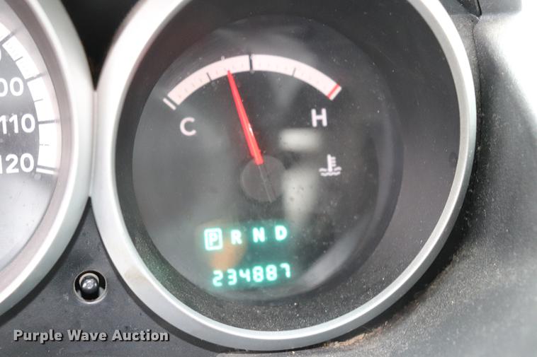 image for item EJ9785 2010 Dodge Grand Caravan SE van