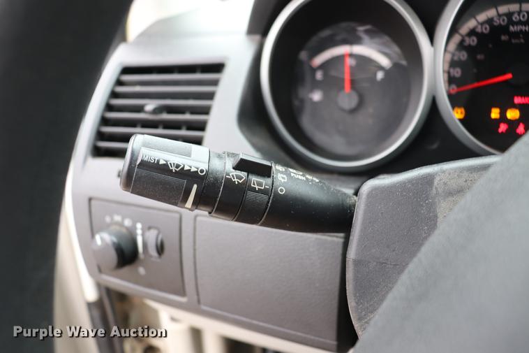 image for item EJ9785 2010 Dodge Grand Caravan SE van