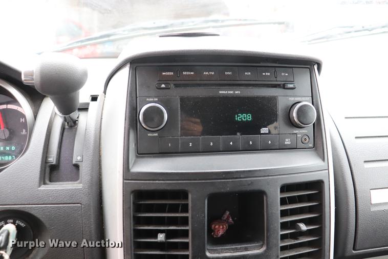 image for item EJ9785 2010 Dodge Grand Caravan SE van