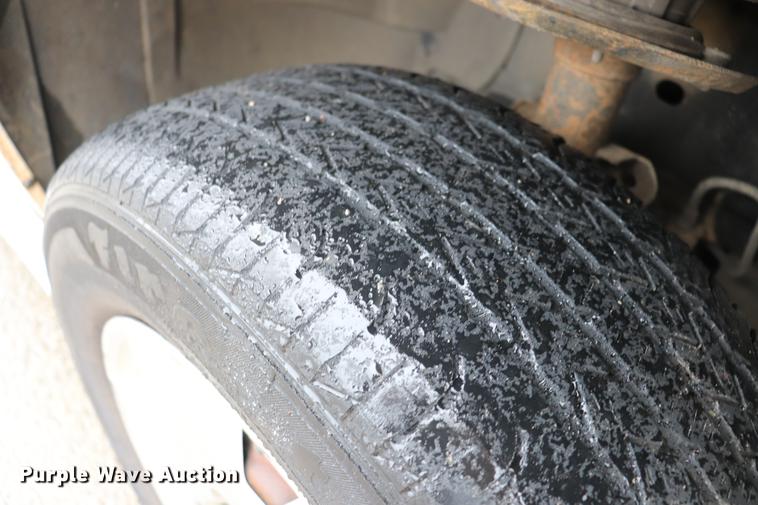 image for item EJ9785 2010 Dodge Grand Caravan SE van