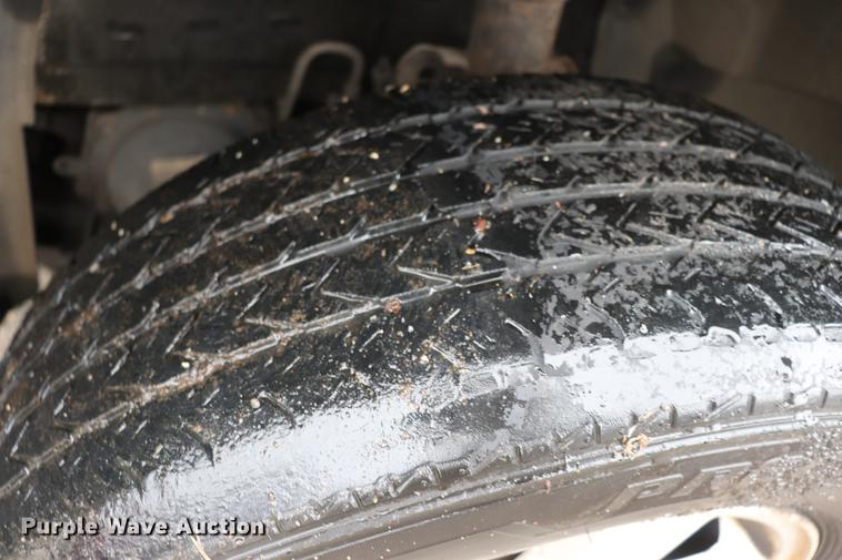 image for item EJ9785 2010 Dodge Grand Caravan SE van