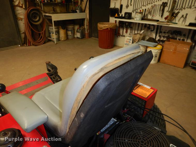 image for item EN9004 Country Clipper 2304M ZTR lawn mower