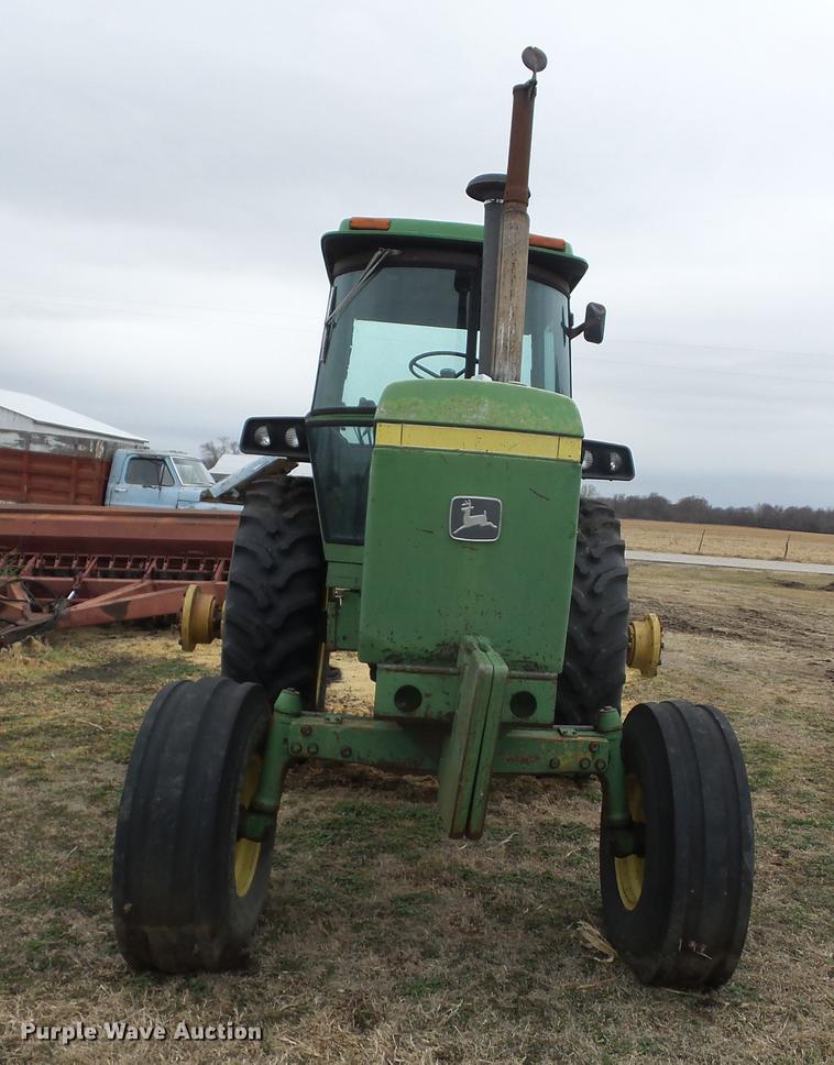 image for item AY9586 John Deere 4440 tractor