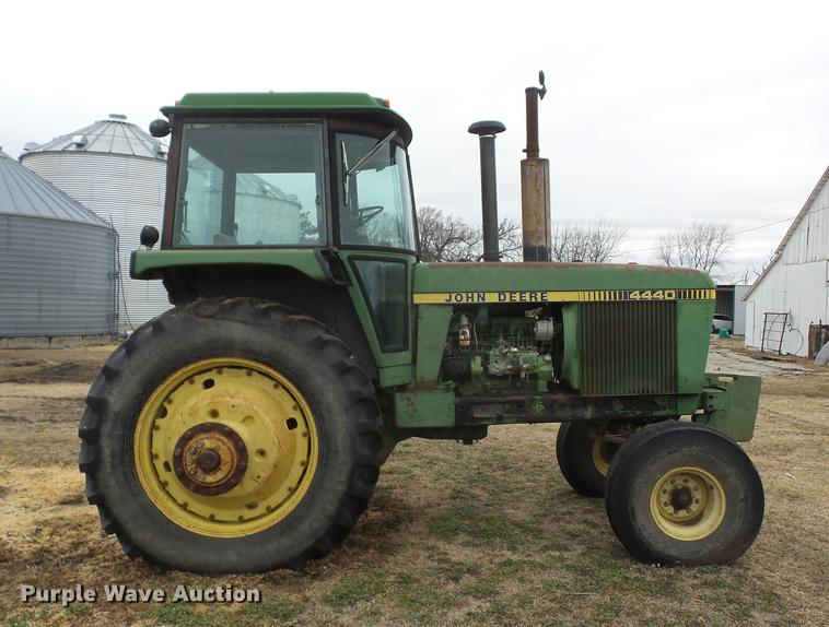 image for item AY9586 John Deere 4440 tractor