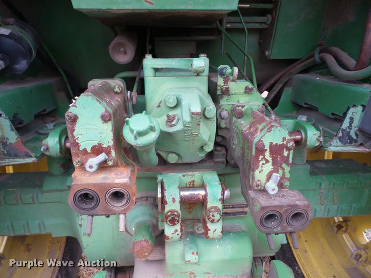 image for item AY9586 John Deere 4440 tractor