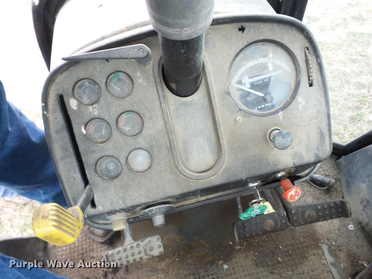 image for item AY9586 John Deere 4440 tractor