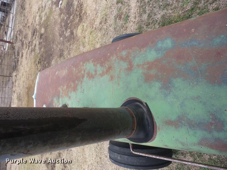 image for item AY9586 John Deere 4440 tractor