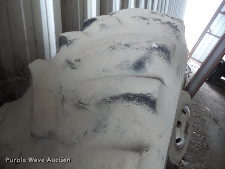 image for item AY9586 John Deere 4440 tractor