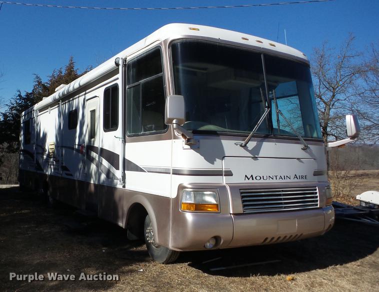 image for item AY9608 1998 Mountainaire Newman RV