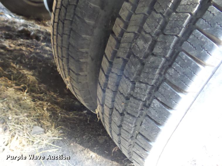 image for item AY9608 1998 Mountainaire Newman RV