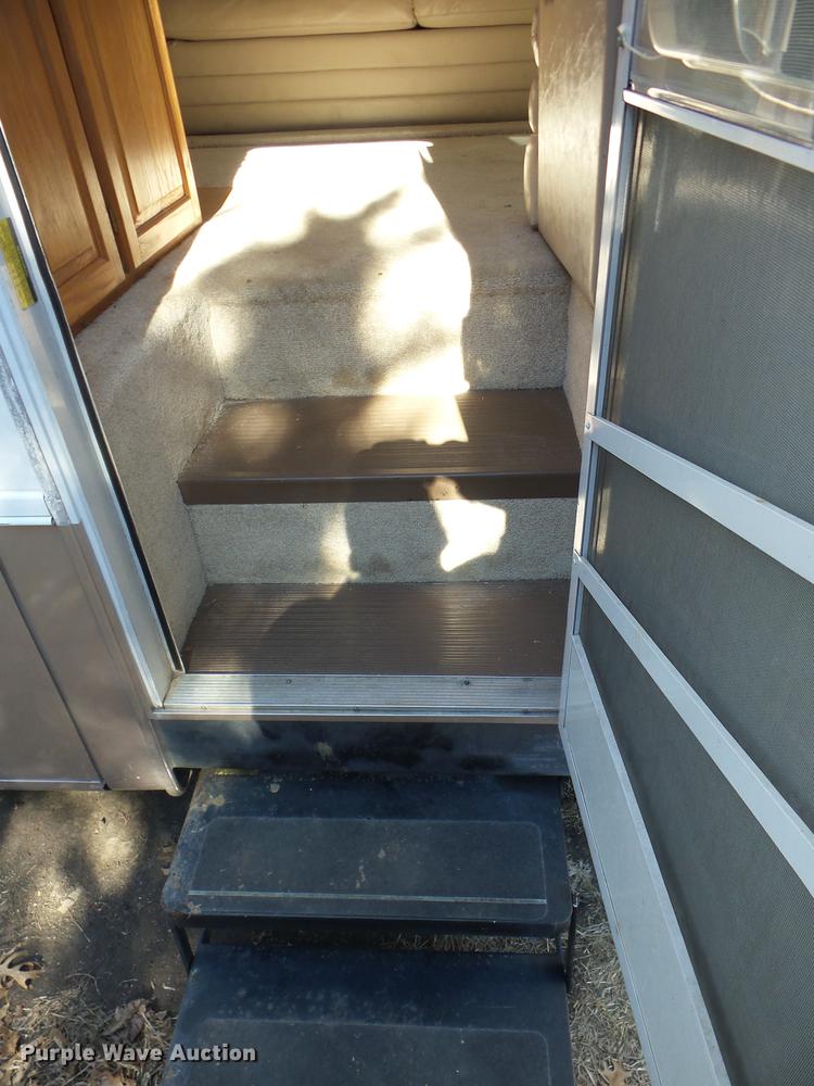 image for item AY9608 1998 Mountainaire Newman RV