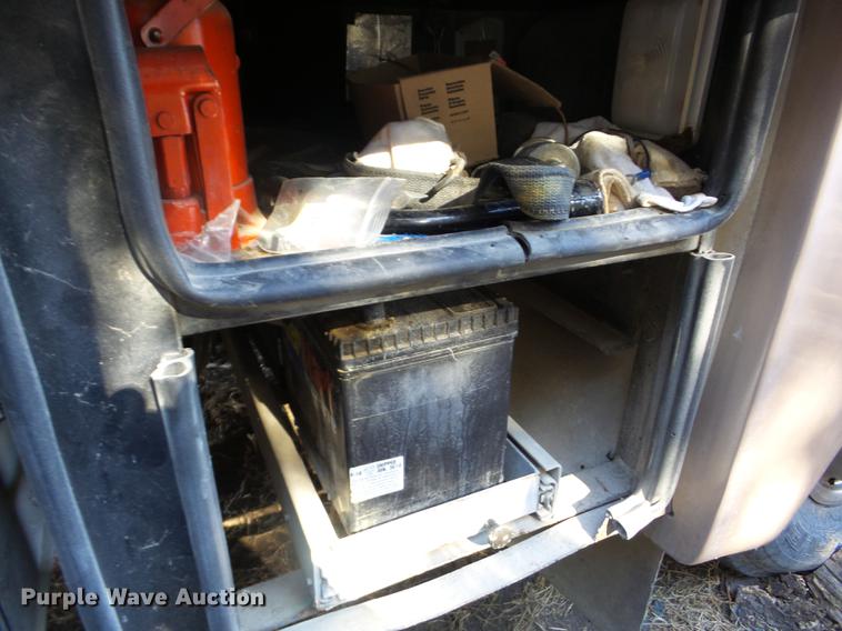 image for item AY9608 1998 Mountainaire Newman RV