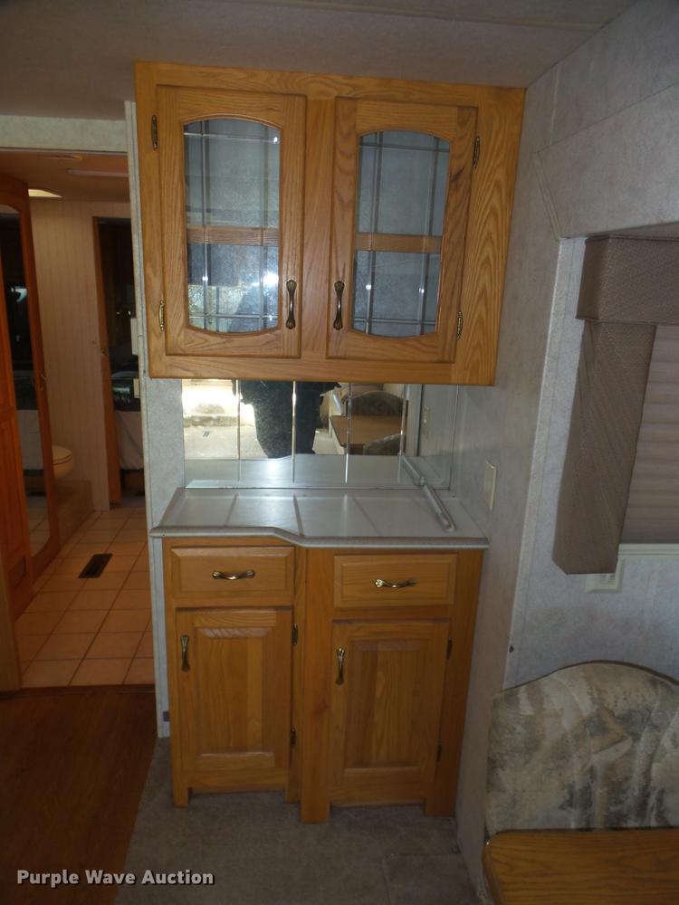 image for item AY9608 1998 Mountainaire Newman RV