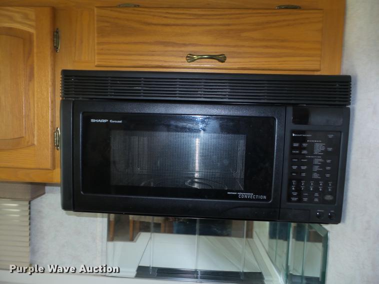 image for item AY9608 1998 Mountainaire Newman RV