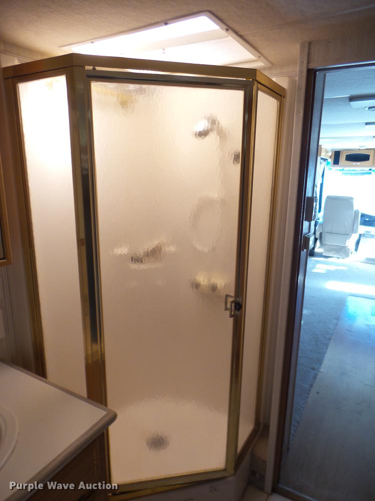 image for item AY9608 1998 Mountainaire Newman RV