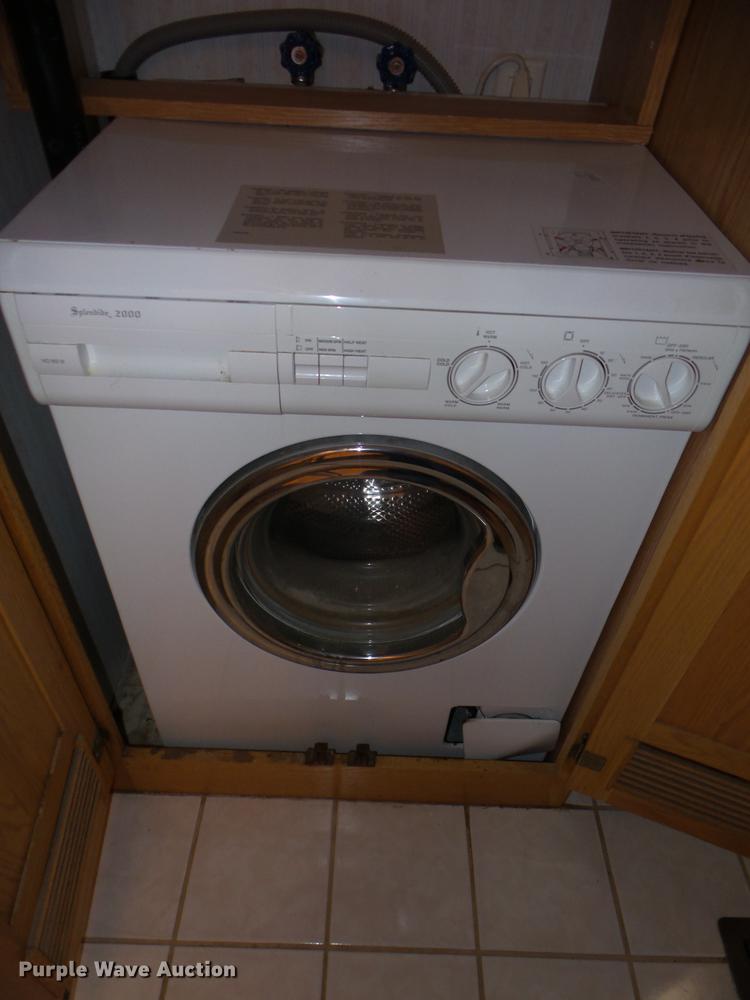 image for item AY9608 1998 Mountainaire Newman RV