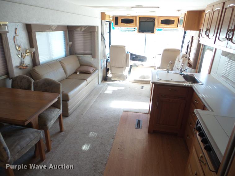 image for item AY9608 1998 Mountainaire Newman RV