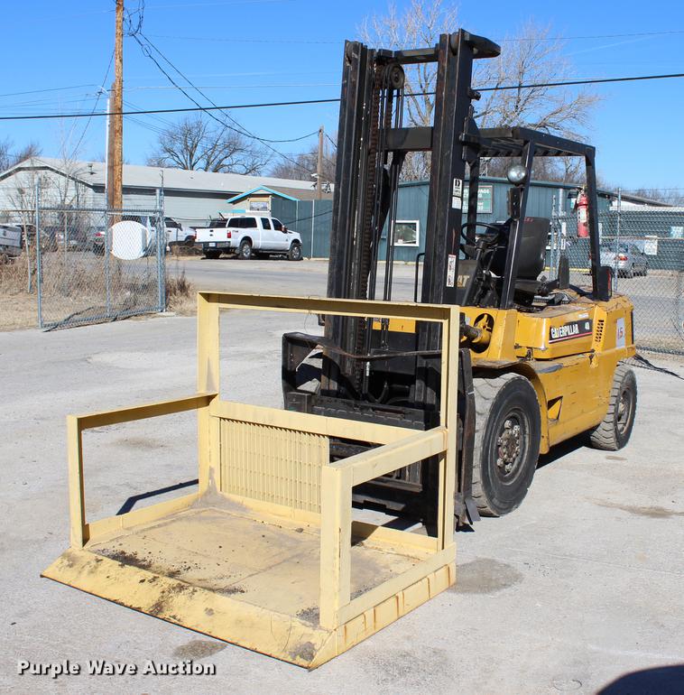 image for item BE9373 Caterpillar BP40 forklift