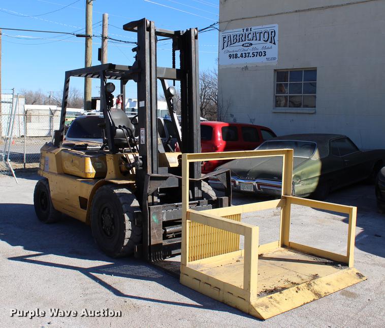 image for item BE9373 Caterpillar BP40 forklift