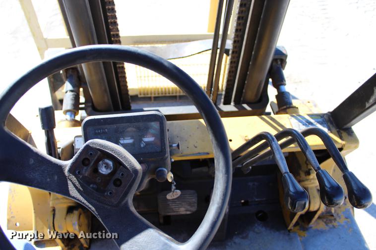 image for item BE9373 Caterpillar BP40 forklift