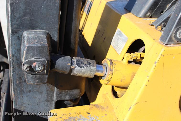 image for item BE9373 Caterpillar BP40 forklift