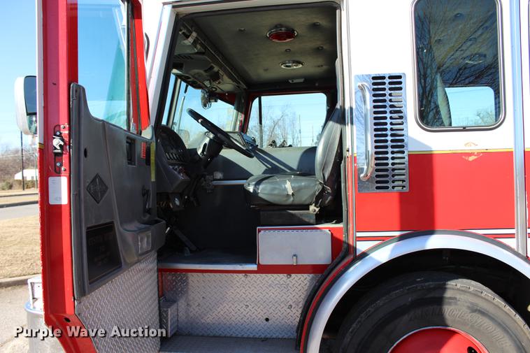 image for item BE9375 1995 Spartan Gladiator fire truck