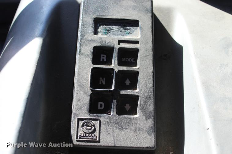 image for item BE9375 1995 Spartan Gladiator fire truck