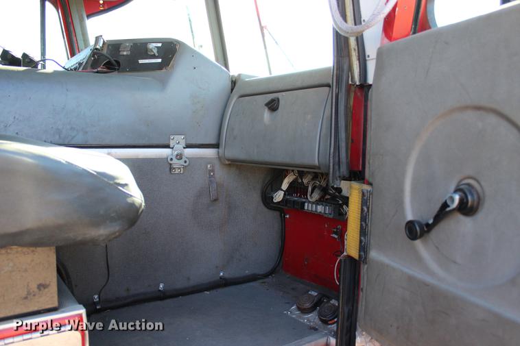 image for item BE9375 1995 Spartan Gladiator fire truck