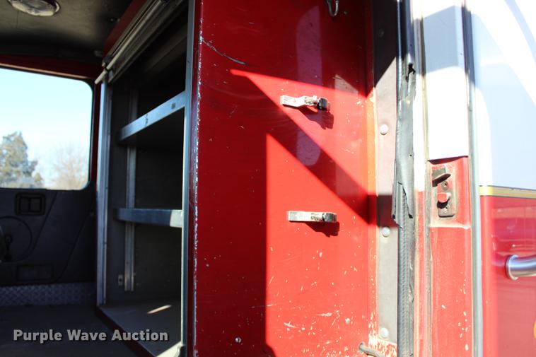 image for item BE9375 1995 Spartan Gladiator fire truck