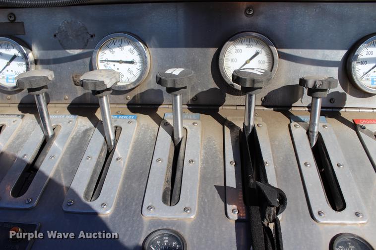 image for item BE9375 1995 Spartan Gladiator fire truck