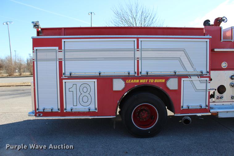 image for item BE9375 1995 Spartan Gladiator fire truck