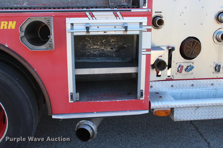 image for item BE9375 1995 Spartan Gladiator fire truck