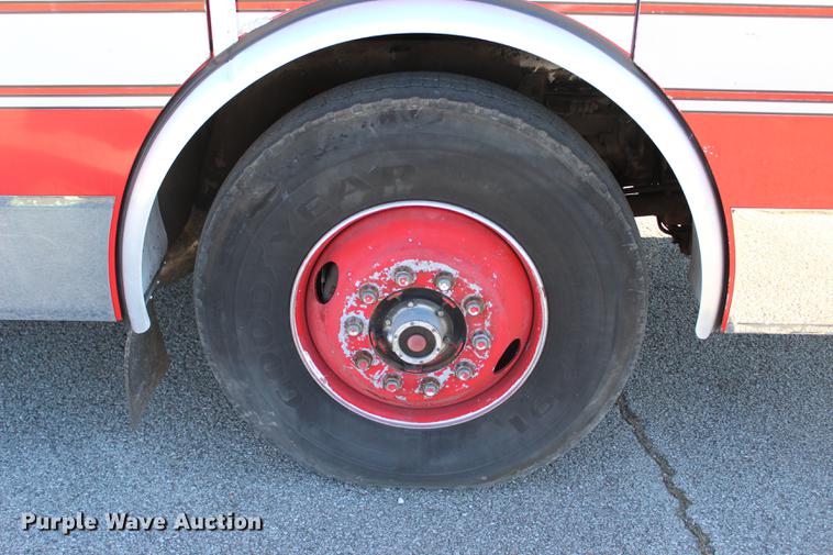 image for item BE9375 1995 Spartan Gladiator fire truck