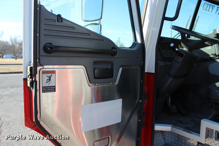 image for item BE9377 2006 American Lafrance Eagle ladder fire truck