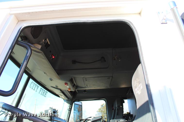 image for item BE9377 2006 American Lafrance Eagle ladder fire truck