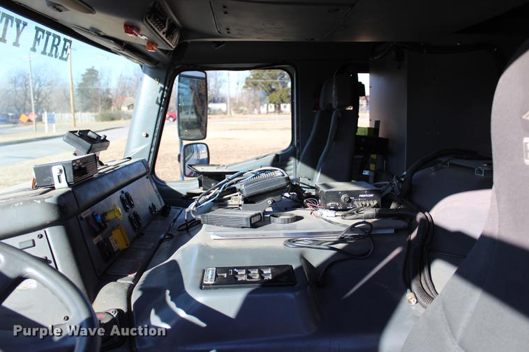 image for item BE9377 2006 American Lafrance Eagle ladder fire truck