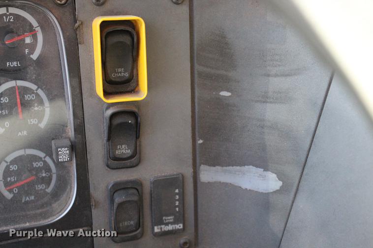 image for item BE9377 2006 American Lafrance Eagle ladder fire truck