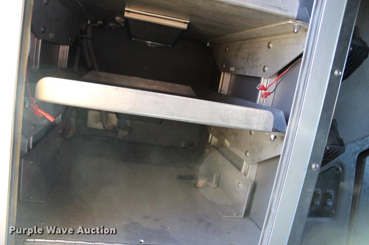 image for item BE9377 2006 American Lafrance Eagle ladder fire truck