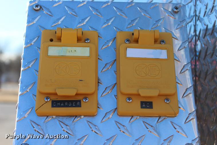 image for item BE9377 2006 American Lafrance Eagle ladder fire truck