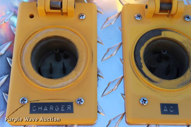 image for item BE9377 2006 American Lafrance Eagle ladder fire truck