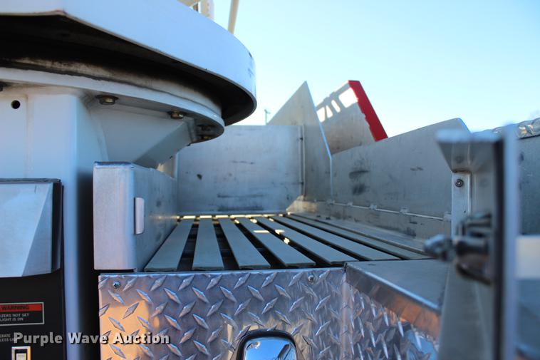 image for item BE9377 2006 American Lafrance Eagle ladder fire truck