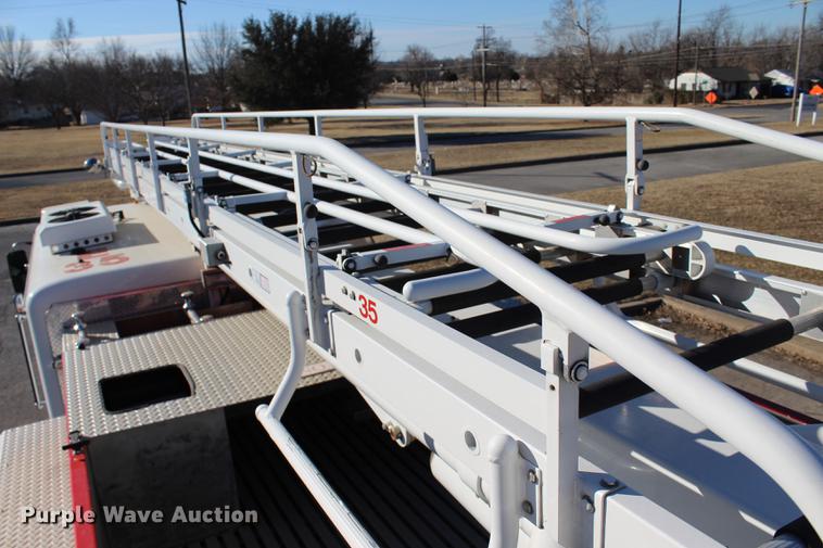 image for item BE9377 2006 American Lafrance Eagle ladder fire truck