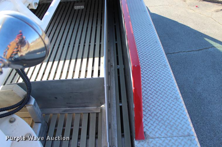 image for item BE9377 2006 American Lafrance Eagle ladder fire truck